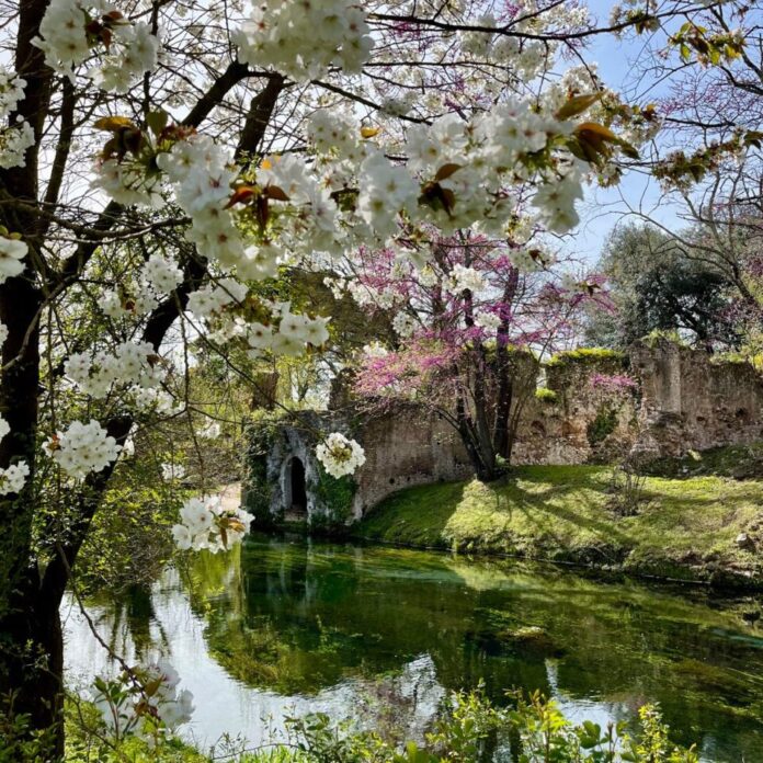 Primavera ai giardini di Ninfa