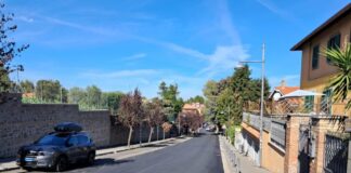 Grottaferrata, ripristinato l’asfalto su via Roma dopo l’intervento Acea